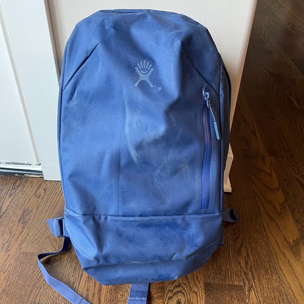 Hydro Flask  hydration 20L backpack Navy